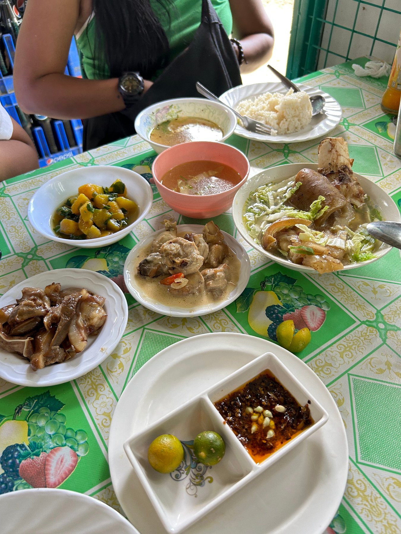 IMG-ca6345a63f1fa78ee1209d1e7173abf9-V.jpg