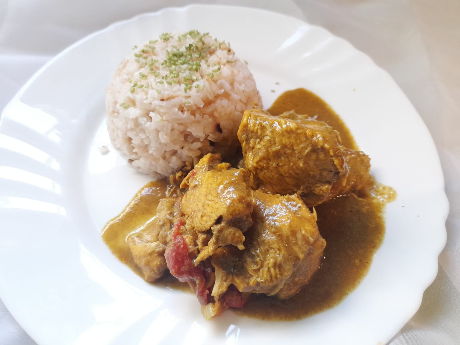 Recipe for delicious chicken curry (Indian fusion cuisine) /Receta de  deliciosos pollo al curry (Cocina fusión india) — Hive