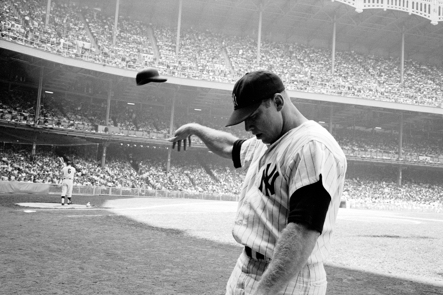 When Mickey Mantle Arrived To Replace the Great DiMaggio - Baseball Egg
