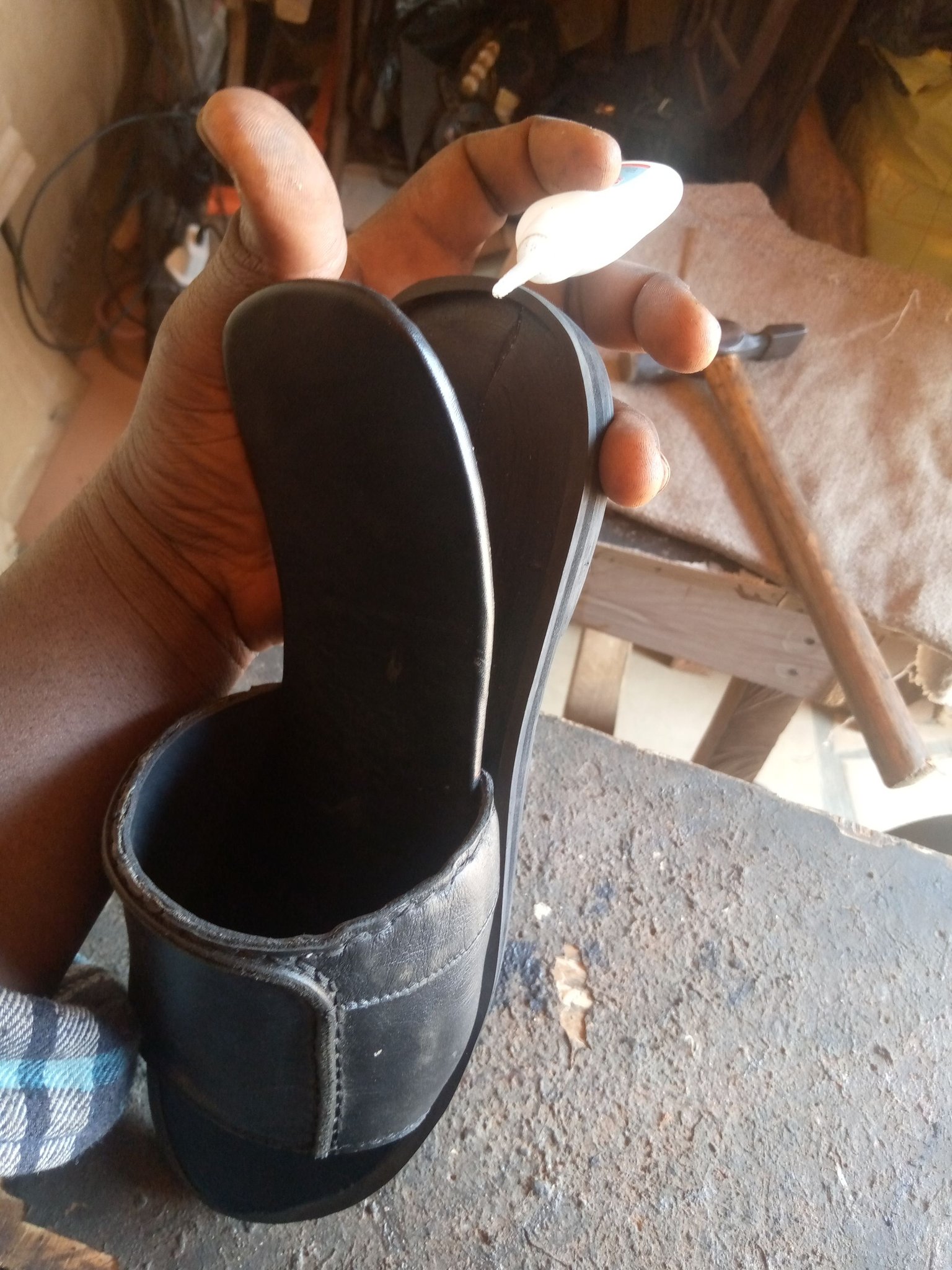 Step By Step Tutorial On How To Made A of Pam Slippers