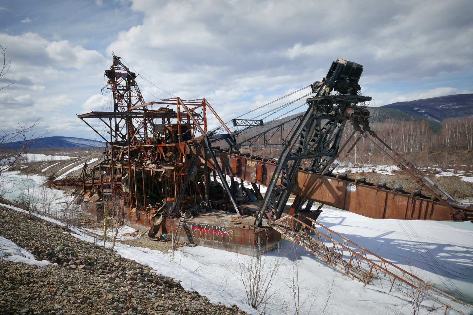 Chatanika Gold Dredge, Alaska — Hive