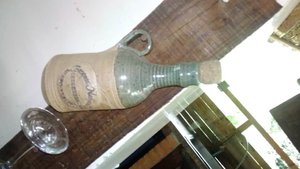 bottle of aged liqueur  - botella licor añejo