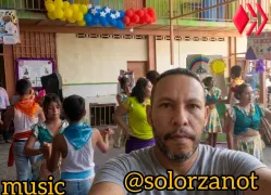 Sembrando Tradiciones: A los Estudiantes Que Mantienen Viva Nuestra Cultura / Sowing Traditions: To the Students Who Keep Our Culture Alive