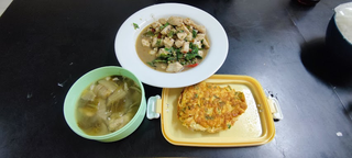 The Holy Trinity of Thai Comfort: A Basil, Egg, and Broth Bonanza!