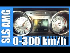 Mercedes SLS AMG Acceleration 0-300 km/h BRUTAL! Beschleunigung Autobahn Sound Test