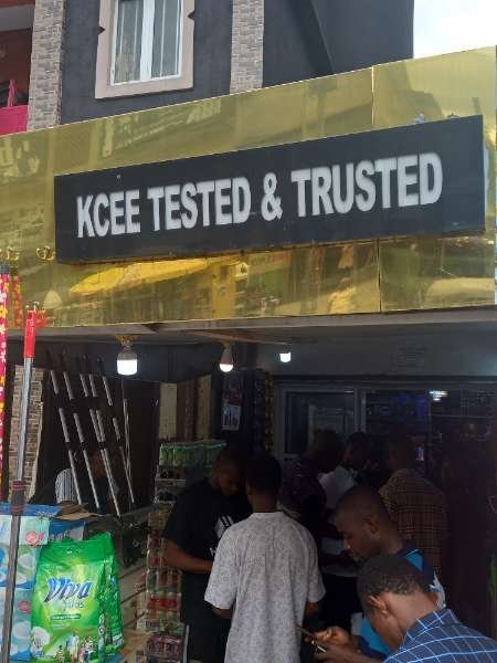 Kcee Kcee Supermarket-review-photo-by-sammyfx44-image-2