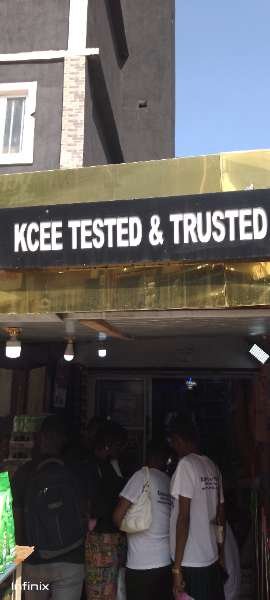 Kcee Kcee Supermarket-review-photo-by-wendy-t-image-1