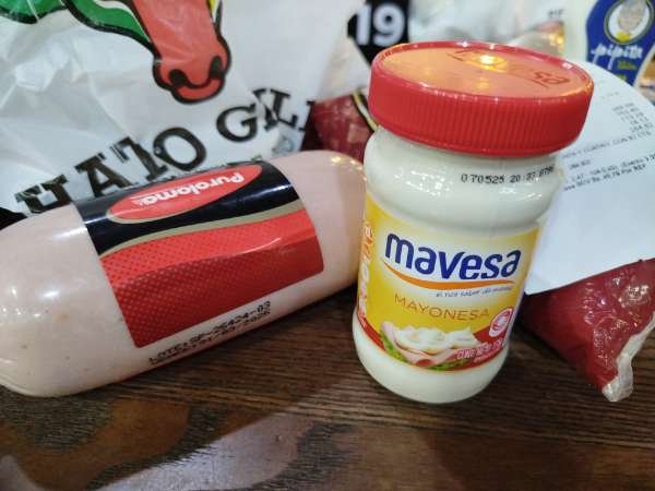 I visited Hato Grill Supermercado & paid Hive Dollars & here is my review