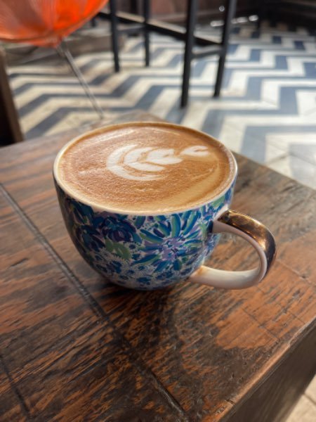 I visited CAFE De La FONDA - Colombian Coffee & paid Hive Dollars & here is my review