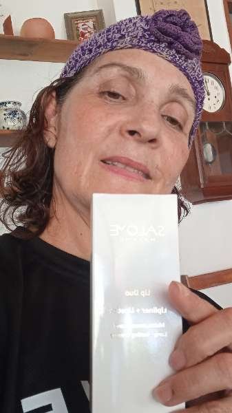 I visited Cumana Make Up & paid Hive Dollars & here is my review