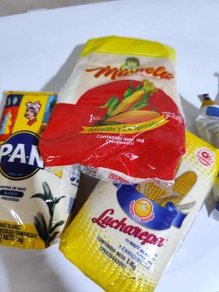 I visited Mini Market y Panadería El Gran Abraham D G&L & paid Hive Dollars & here is my review