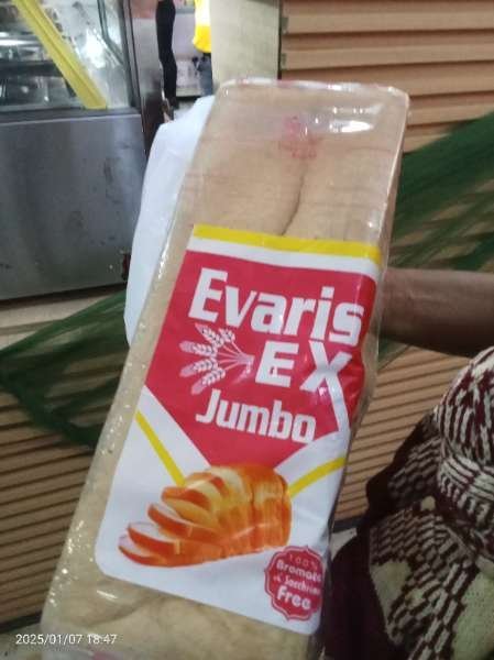 Evaris Chicken and Fries and Bakery-review-photo-by-liliangloria-image-1