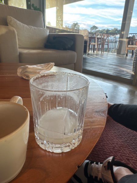 I visited CAFE De La FONDA - Colombian Coffee & paid Hive Dollars & here is my review