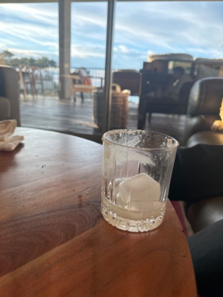 I visited CAFE De La FONDA - Colombian Coffee & paid Hive Dollars & here is my review
