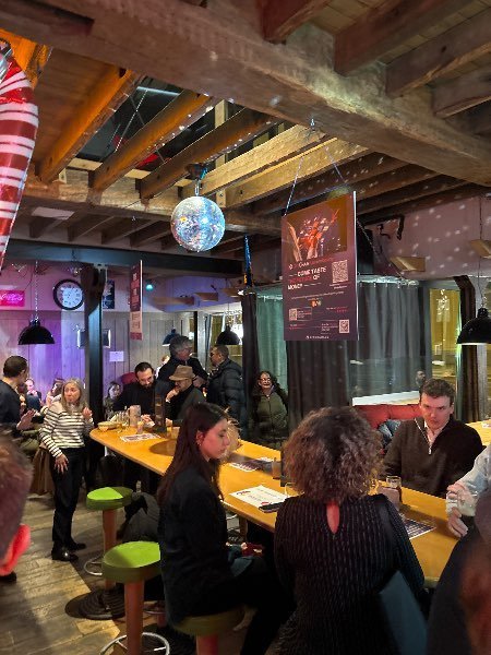 Independent   Café-review-photo-by-jzoff-image-2