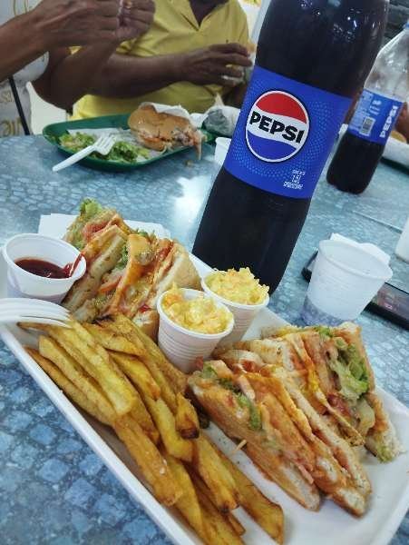I visited CRAB BAY Market & paid Hive Dollars & here is my review