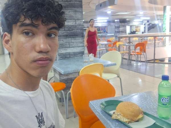 I visited CRAB BAY Market & paid Hive Dollars & here is my review