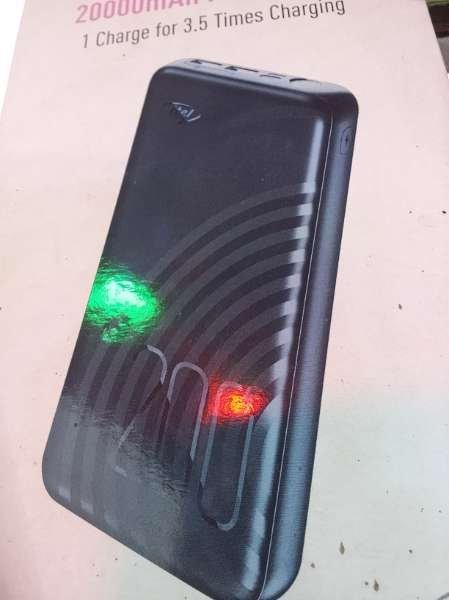 AkaGod phone tech-review-photo-by-shullamite17-image-2