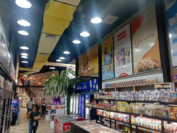 econoquesos plaza-review-photo-by-melor9-image-2