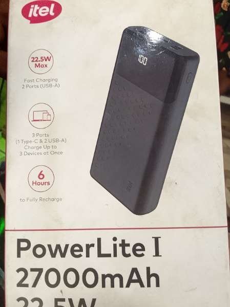 AkaGod phone tech-review-photo-by-coinswap-image-2