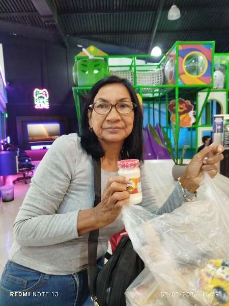 I visited HOLA! Supercenter C.A. & paid Hive Dollars & here is my review