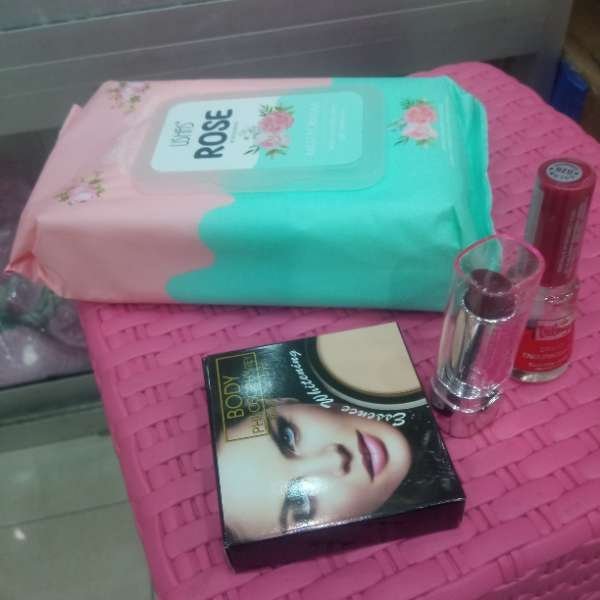 I visited Cumana Make Up & paid Hive Dollars & here is my review