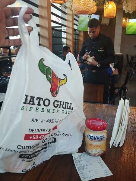 I visited Hato Grill Supermercado & paid Hive Dollars & here is my review