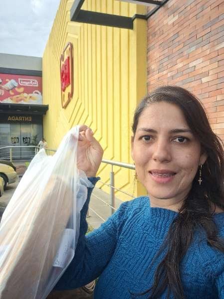 I visited econoquesos plaza & paid Hive Dollars & here is my review