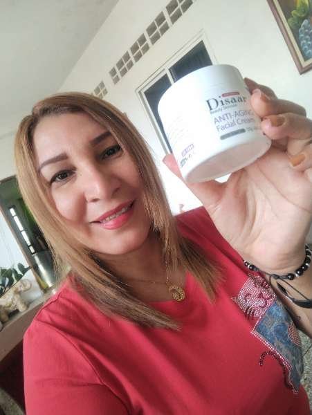 I visited Cumana Make Up & paid Hive Dollars & here is my review
