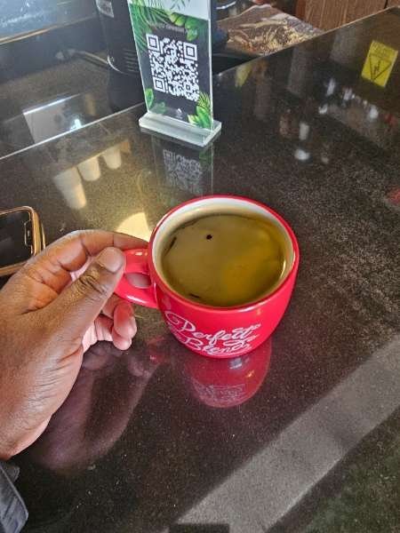 I visited CAFE De La FONDA - Colombian Coffee & paid Hive Dollars & here is my review