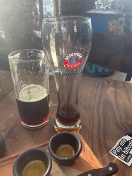 Berlins Bretzel Wagen - Biergarten-review-photo-by-pro-content-image-2