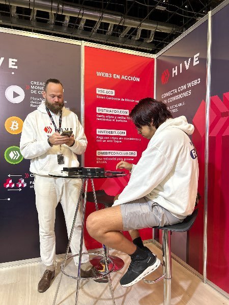 hive tshirts guadalajara-review-photo-by-brindaruano-image-2