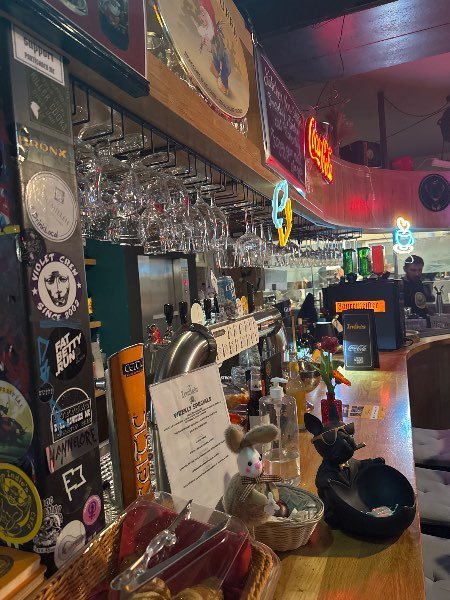 I visited Independent   Café & paid Hive Dollars & here is my review