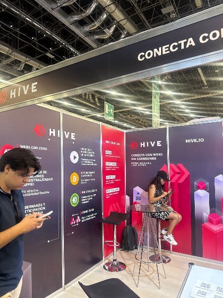 I visited hive tshirts guadalajara & paid Hive Dollars & here is my review