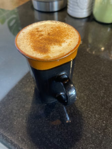 CAFE De La FONDA - Colombian Coffee-review-photo-by-pro-content-image-5