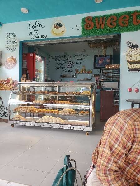 Sweet Spot Bakery & Cafe-review-photo-by-ankapolo-image-2