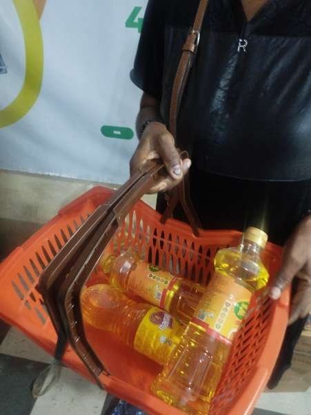 Happy Customer Supermarket-review-photo-by-cashmore-image-2