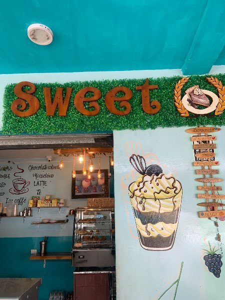I visited Sweet Spot Bakery & Cafe & paid Hive Dollars & here is my review