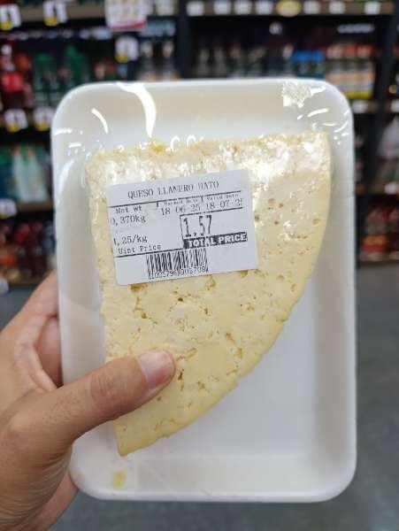 I visited Hato Grill Supermercado & paid Hive Dollars & here is my review