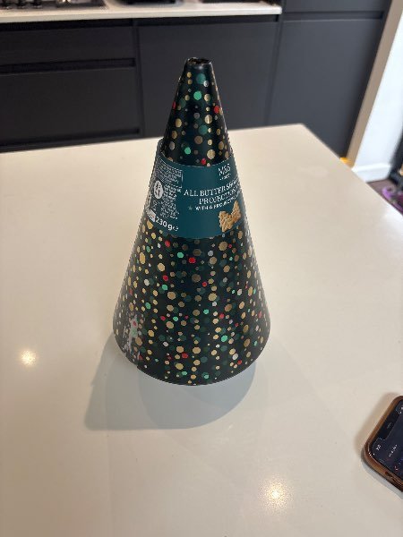 https://images.hive.blog/600x0/https://images.hive.blog/1000x0/https://beta-api.distriator.com/uploads/image-1734788250372.jpg