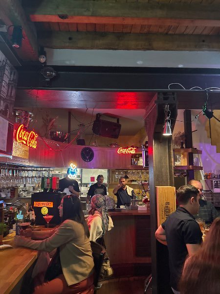 Independent   Café-review-photo-by-warman2g-image-2