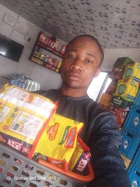 Mc Arinze Nwabueze-review-photo-by-herculeand-image-1