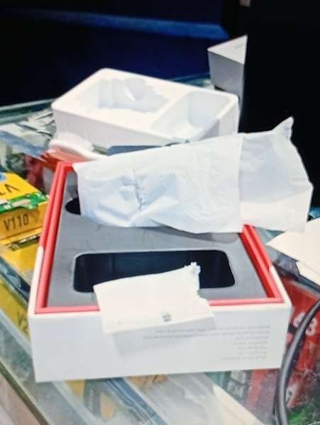Marvicom Super Store-review-photo-by-mfonizo-image-3