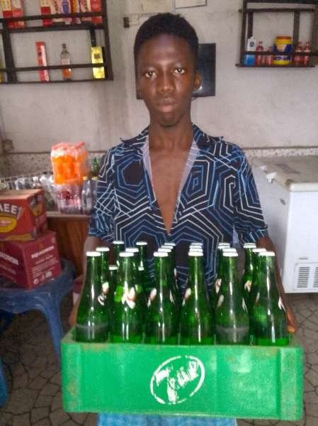 Mc Arinze Nwabueze-review-photo-by-dinne-image-1