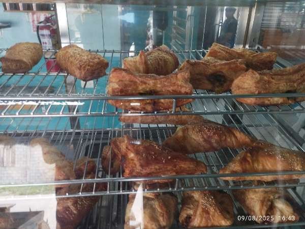 I visited Sweet Spot Bakery & Cafe & paid  & here is my review