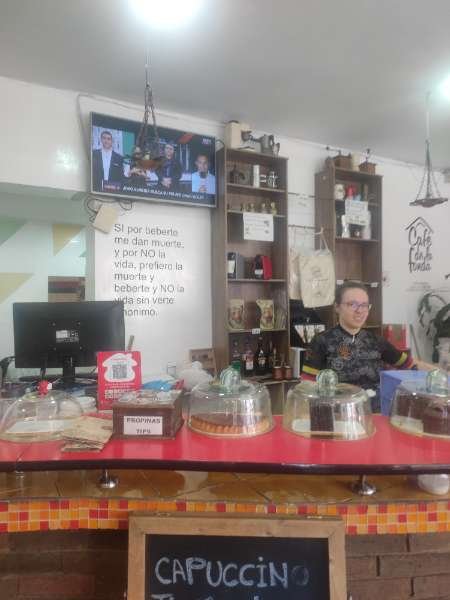 I visited Cafe De La Fonda Bogota & paid Hive Dollars & here is my review