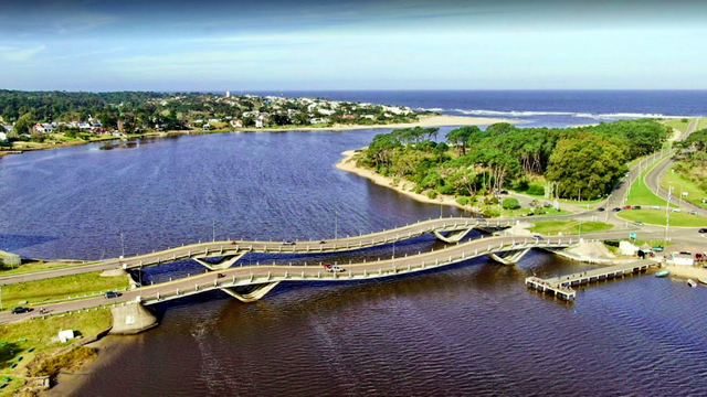Lionel Viera Bridge La Barra