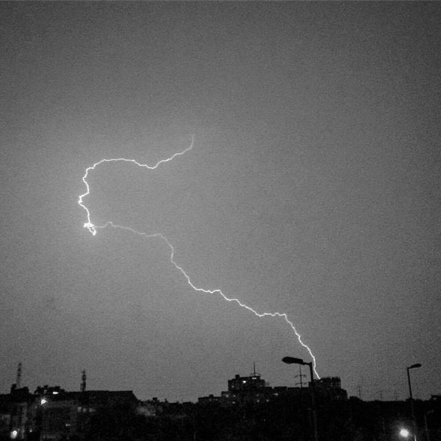 lightening.jpg