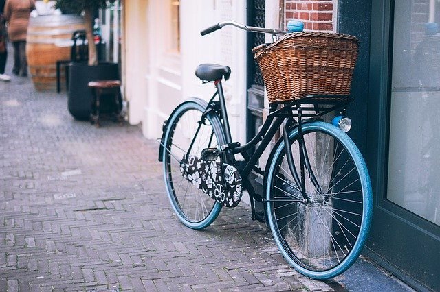 bicycle-1209682_640.jpg