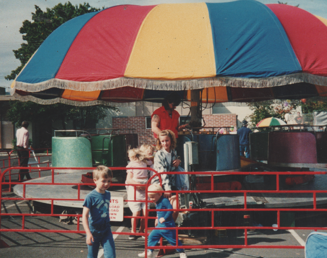 1992-09 - Joey, Crystal, Katie, FG Fair 01.png